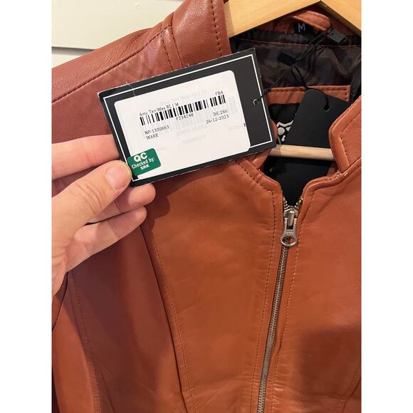 Decrum Amy Genuine Leather Jacket Size M NWT - Picture 6 of 7